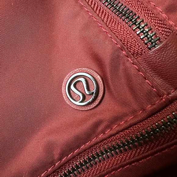 Lululemon City Adventurer Backpack 20L - Picture 8 of 14